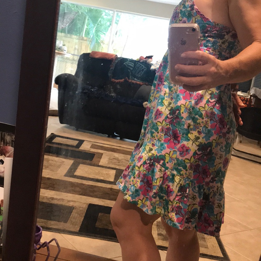 Flowered dress🌸 - Picture 7 of 7